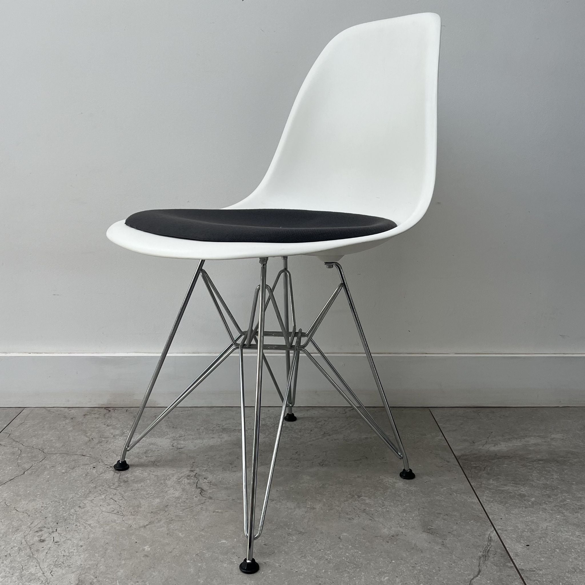 Charles Eames DSR for Vitra