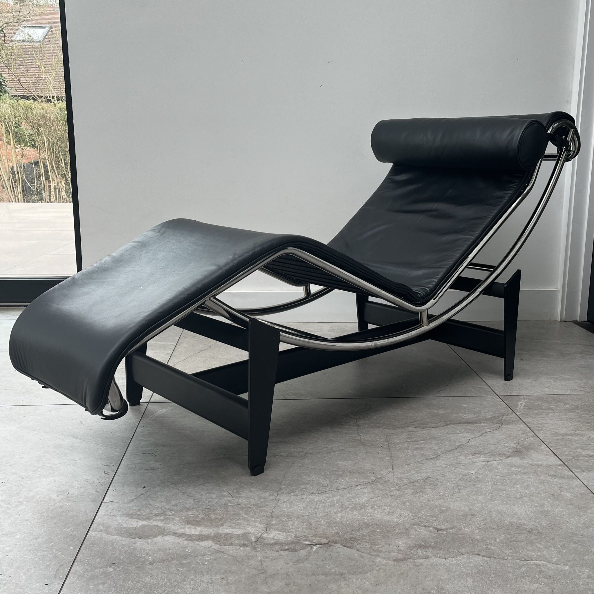 Le Corbusier LC4 Chaise for Cassina x2
