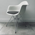 Charles Eames DAR for Vitra x3