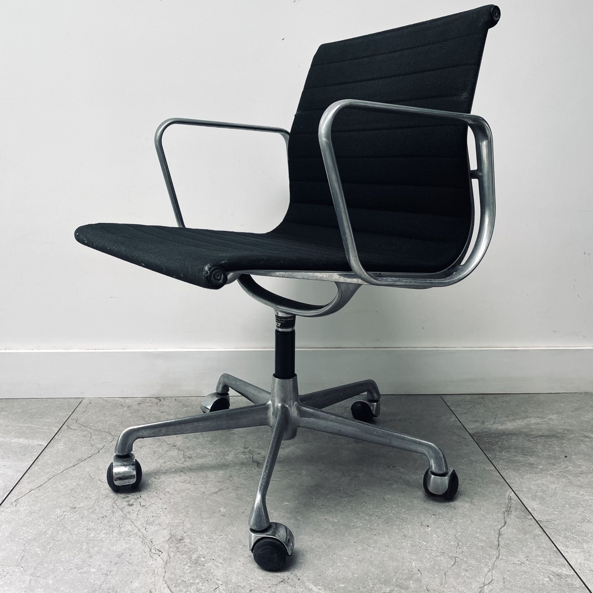 Charles Eames EA108 for ICF