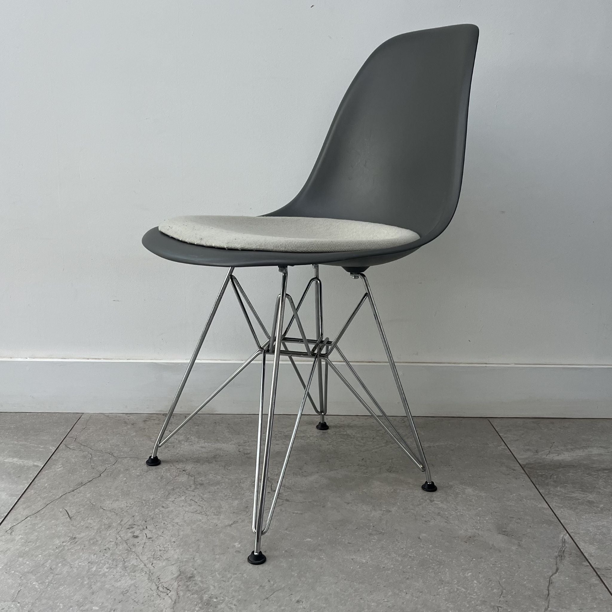 Charles Eames DSR for Vitra
