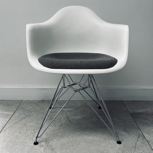 Charles Eames DAR for Vitra x3