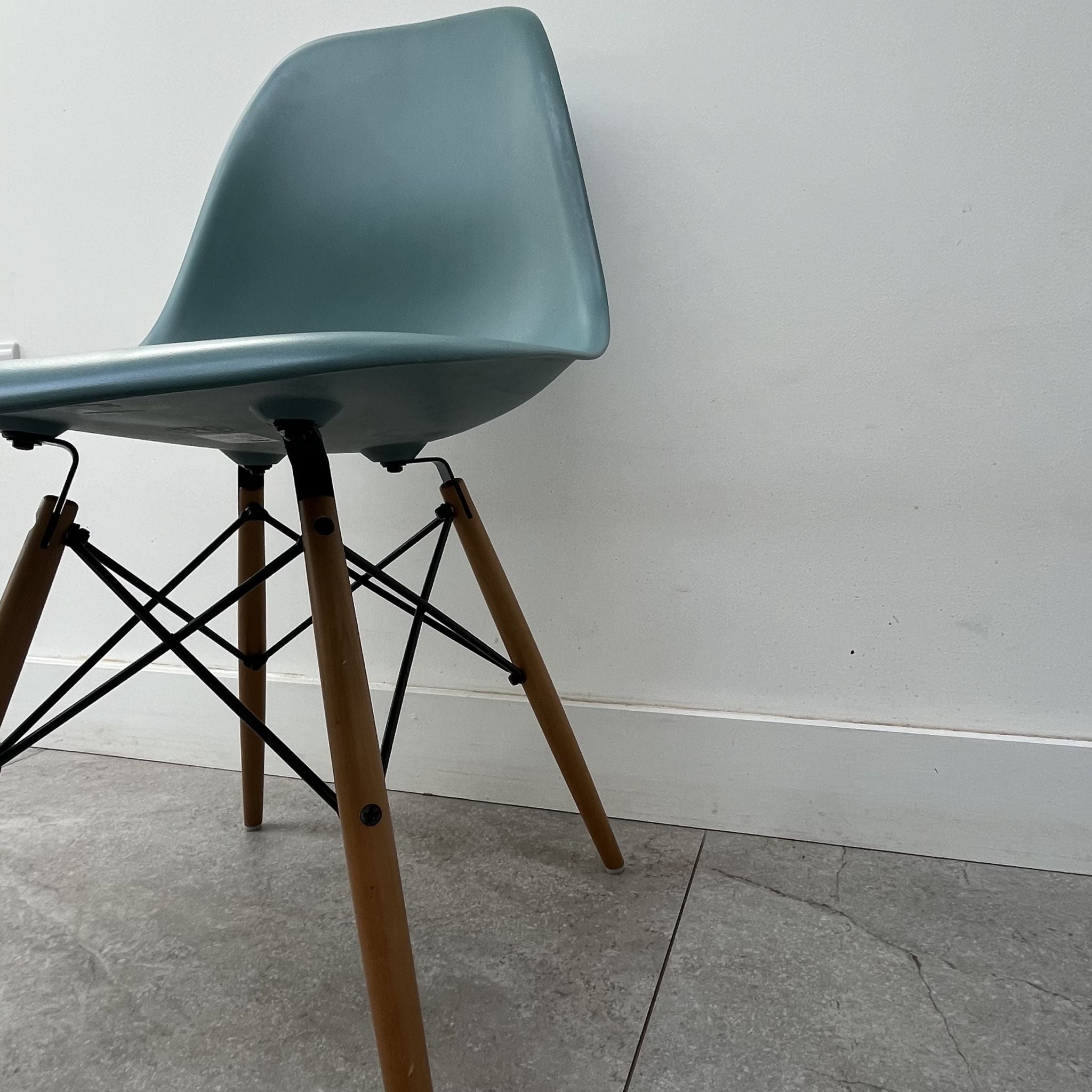 Charles Eames DSW for Vitra x14