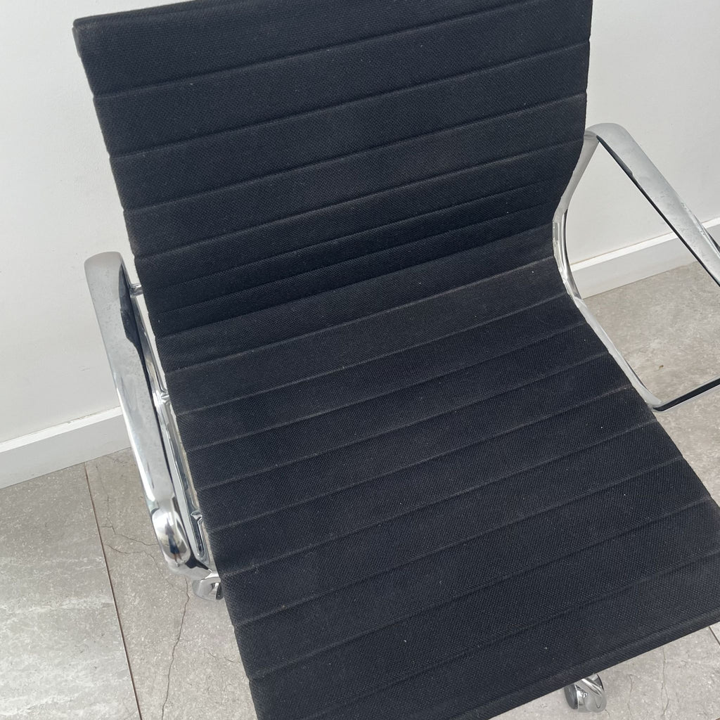 Charles Eames EA1117 for Vitra