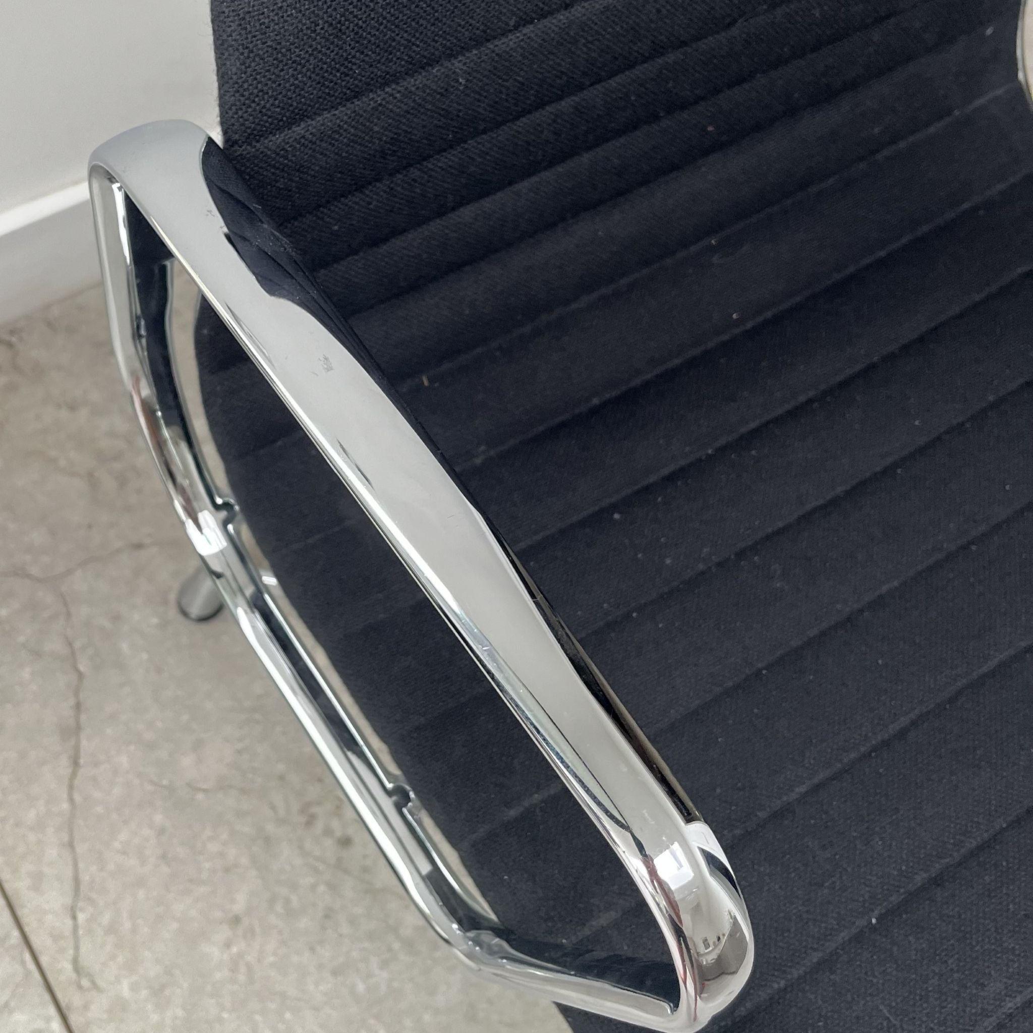 Charles Eames EA108 for Vitra x7
