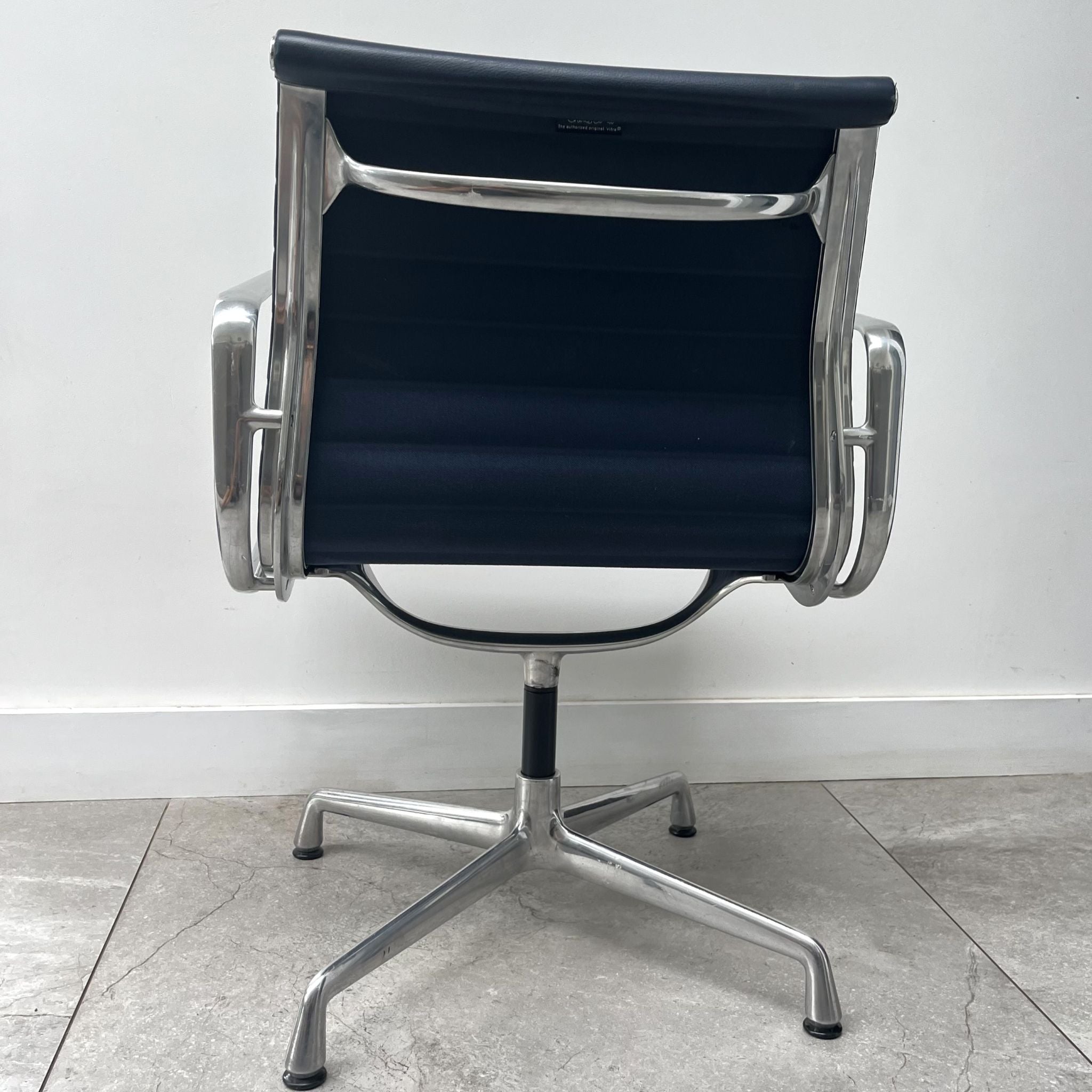 Charles Eames EA108 for Vitra x25