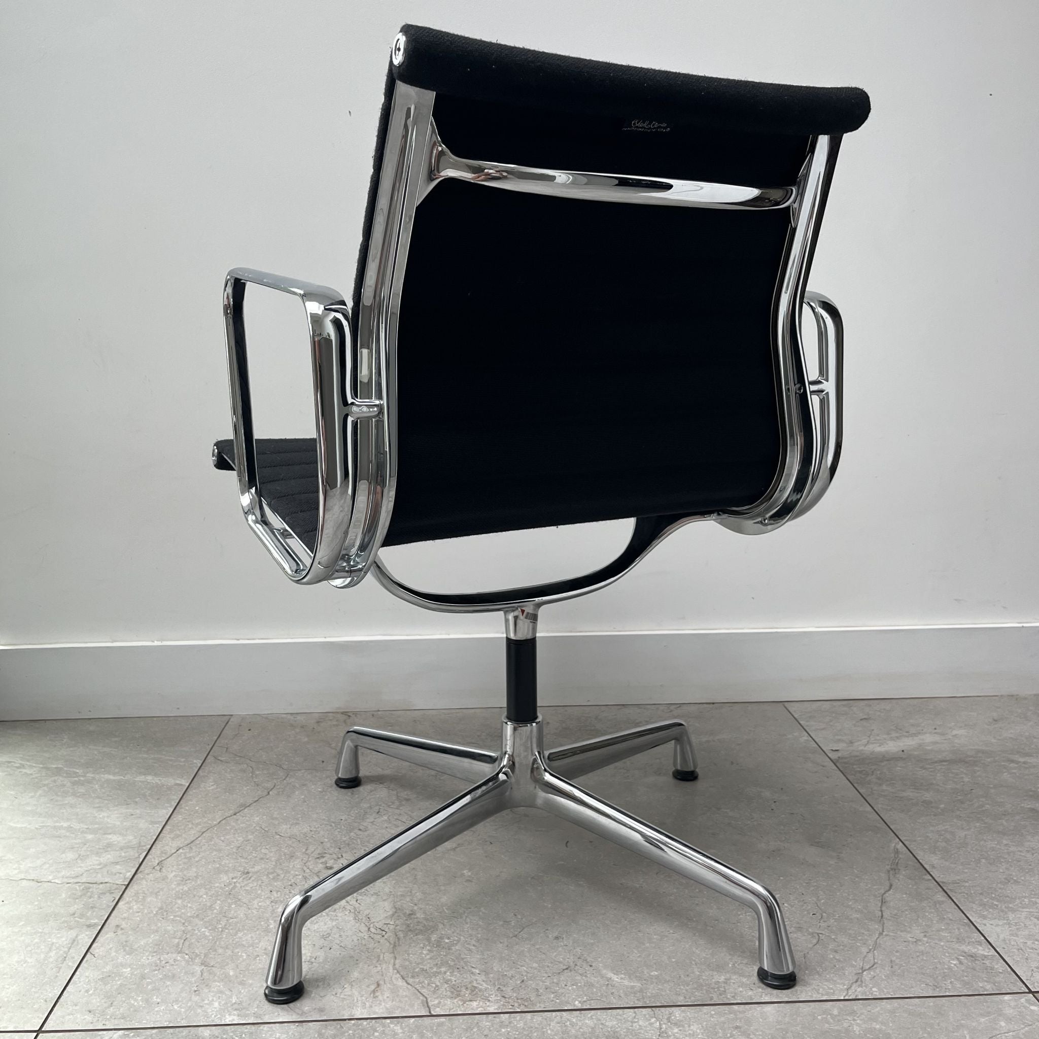 Charles Eames EA108 for Vitra x7