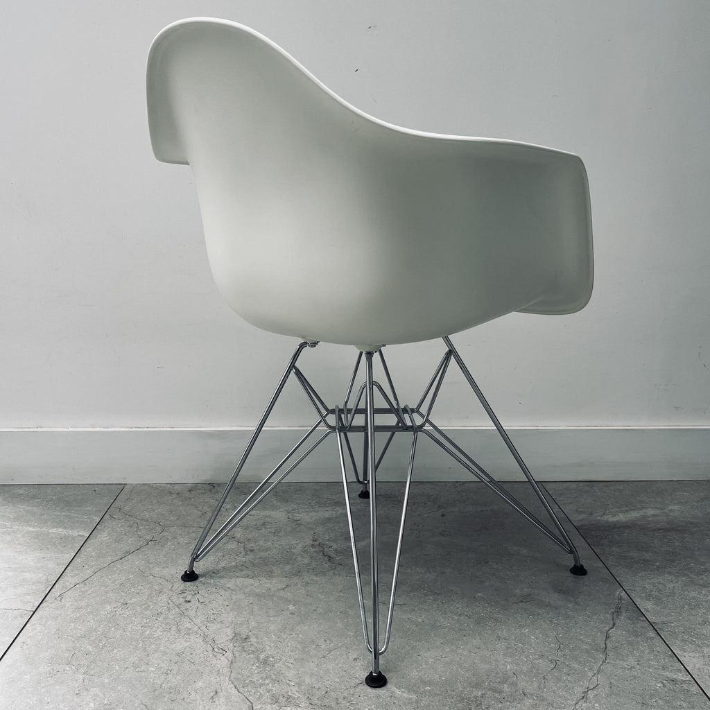 Charles Eames DAR for Vitra x3