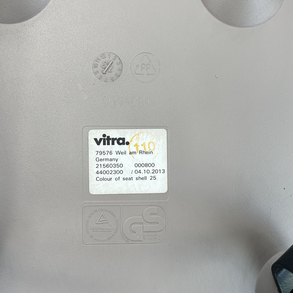 Charles Eames DSW for Vitra x4