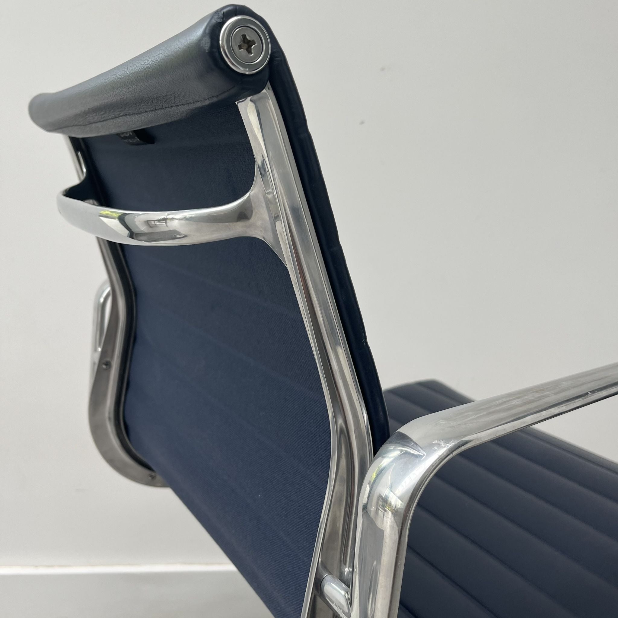 Charles Eames EA108 for Vitra x25