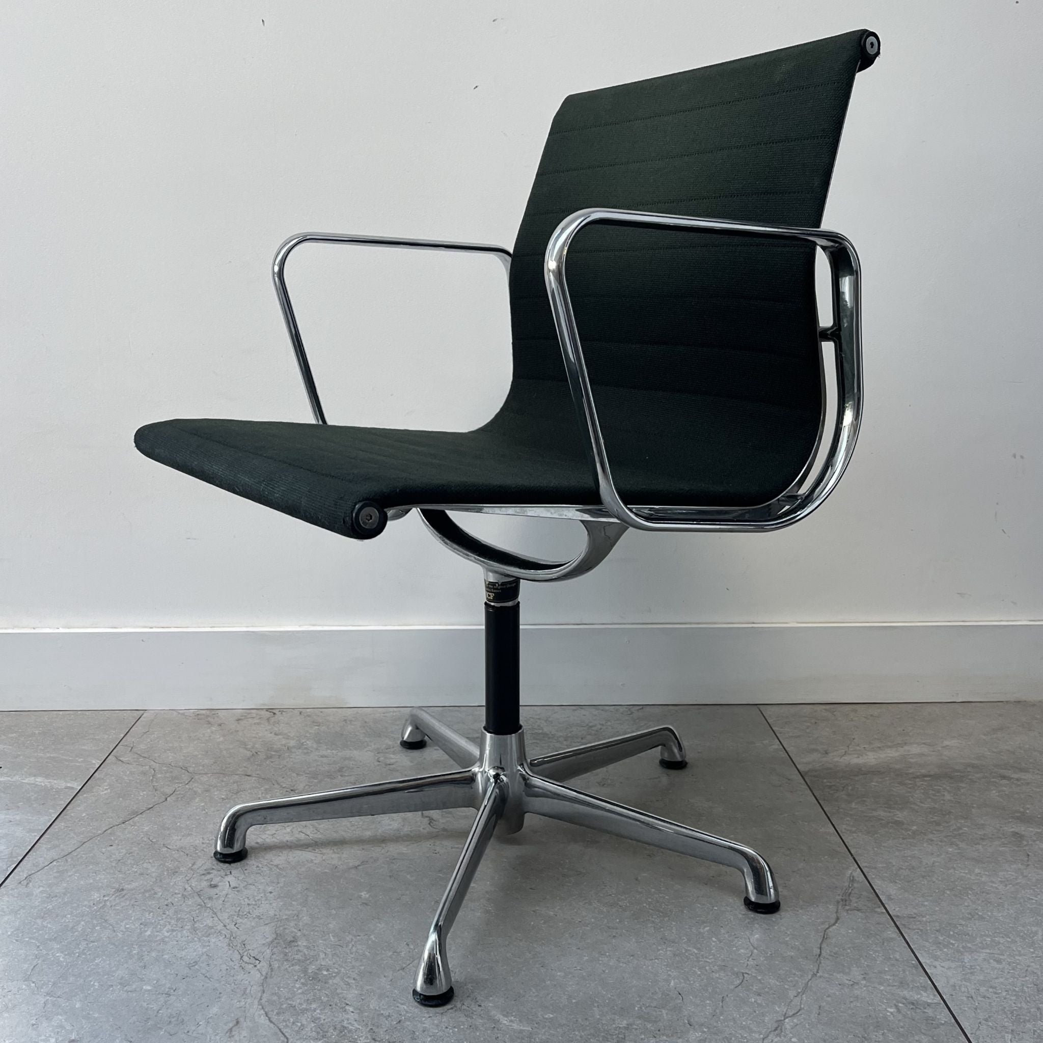 Charles Eames EA108 for ICF x4