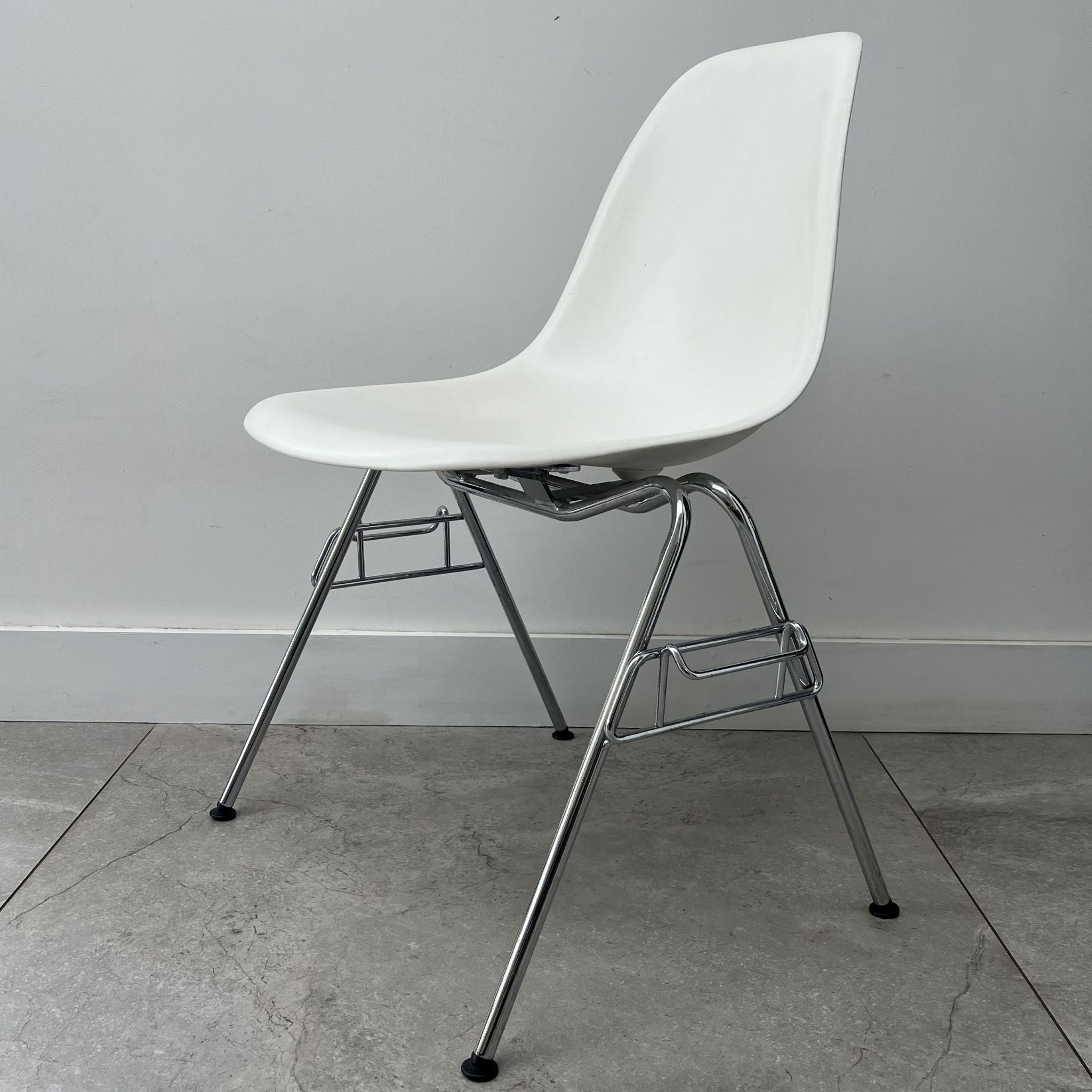 Charles Eames DSS for Vitra x7