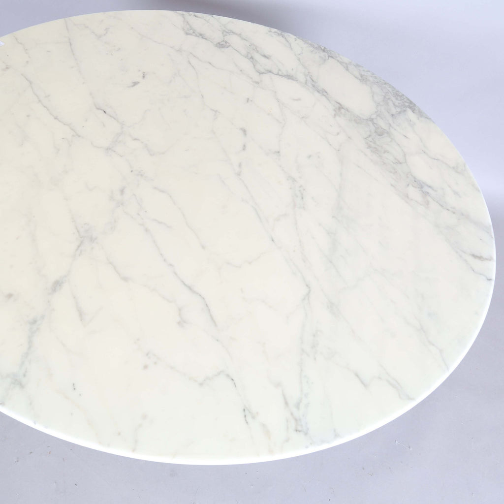 Eero Saarinen Tulip Table for Knoll