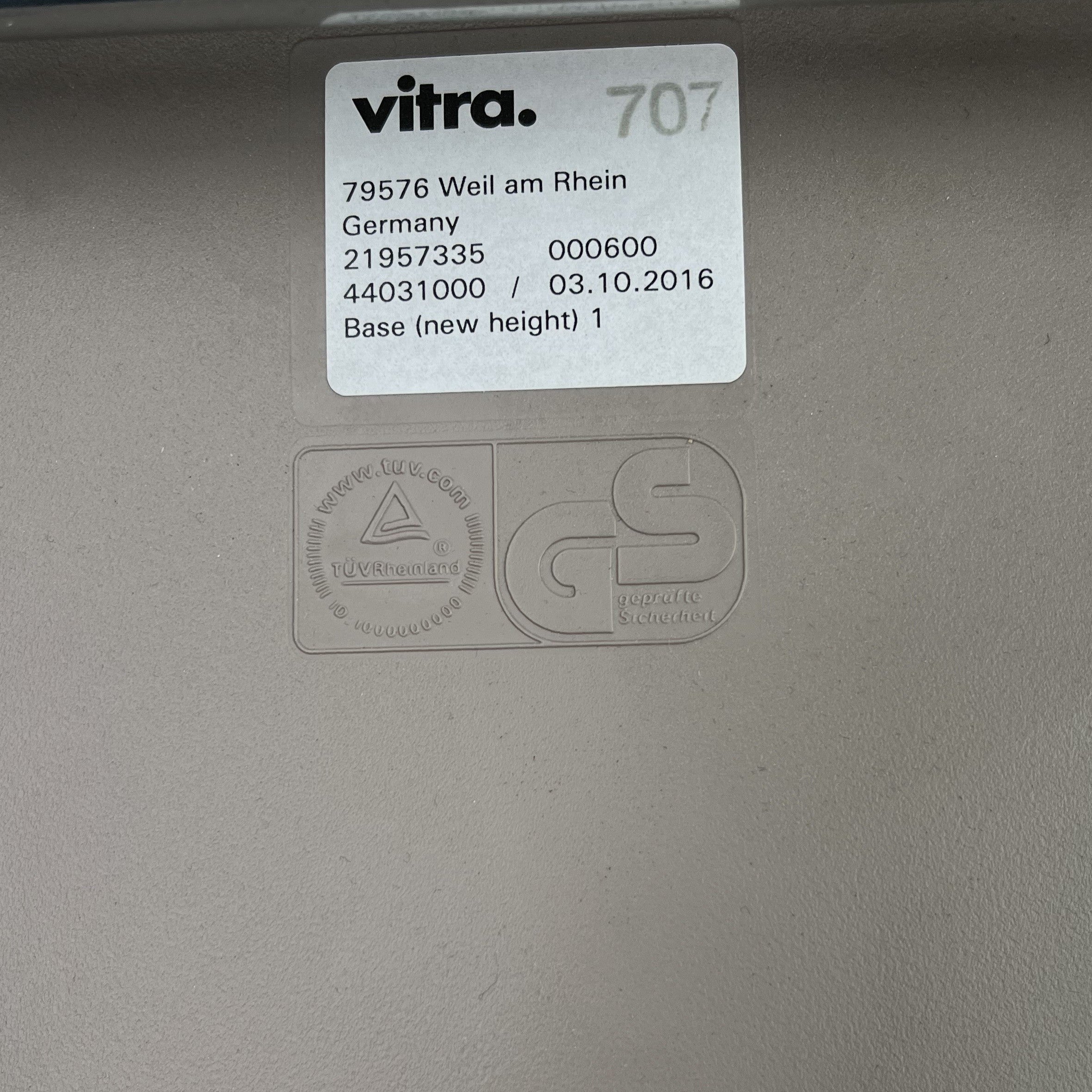 Charles Eames DSX for Vitra x2