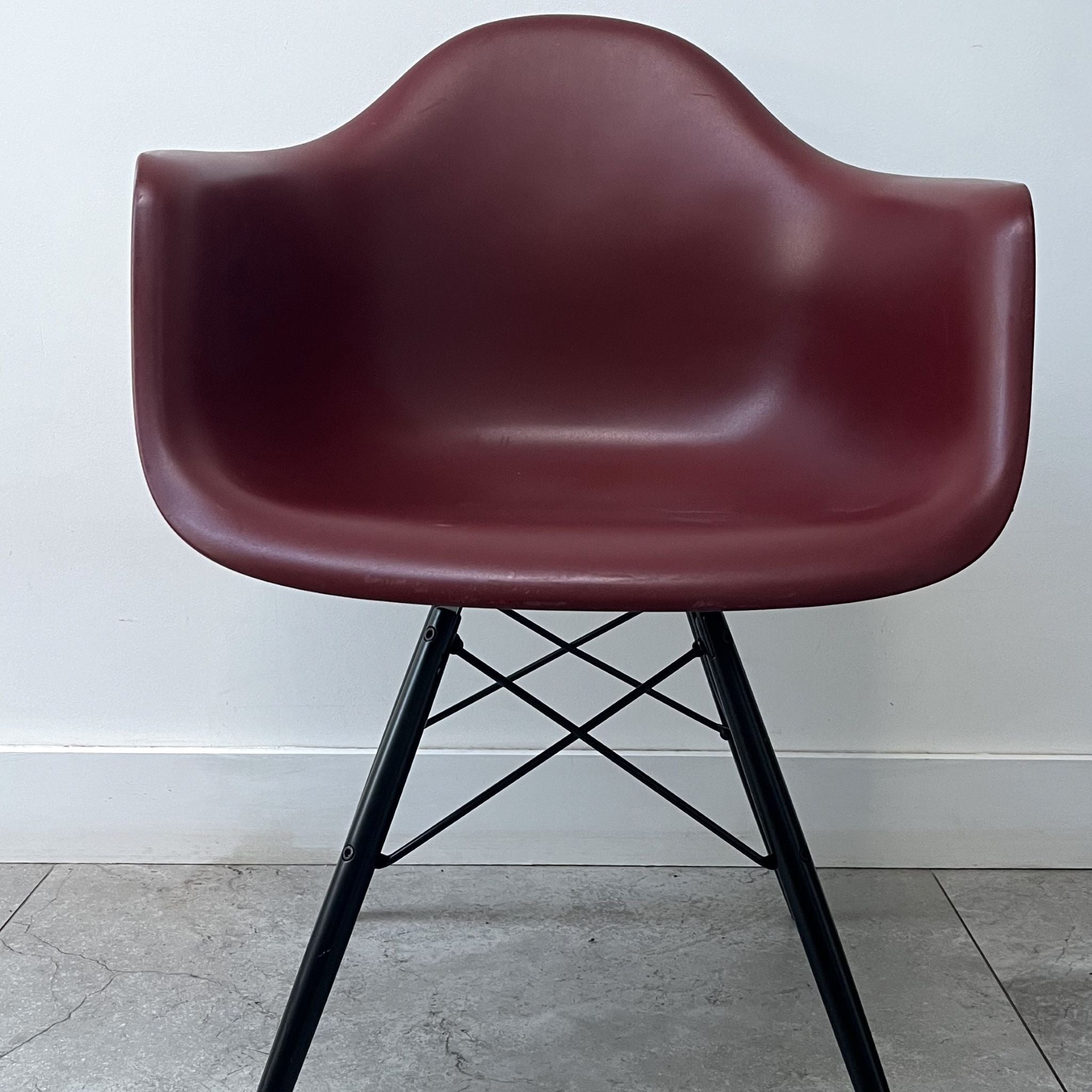 Charles Eames DAW for Vitra x4